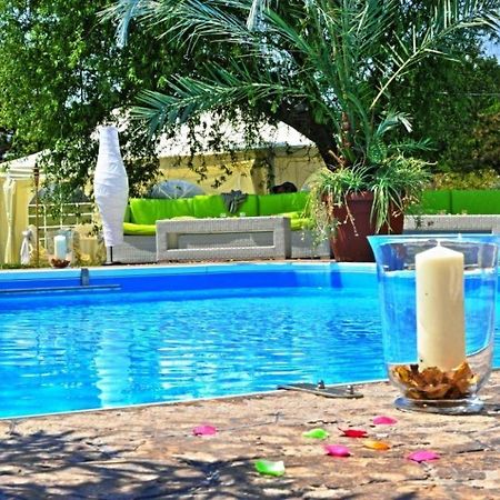 Hotel Star Питещ Екстериор снимка